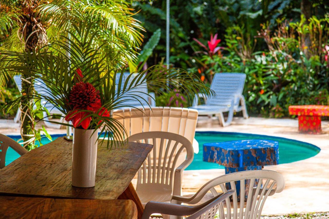 Bambutel Cocles Hotel Puerto Viejo de Talamanca Eksteriør billede