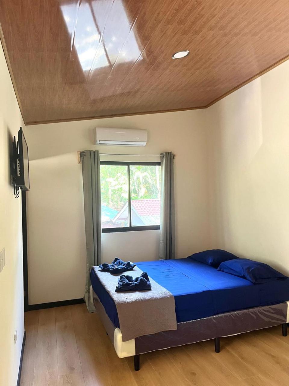 Bambutel Cocles Hotel Puerto Viejo de Talamanca Eksteriør billede