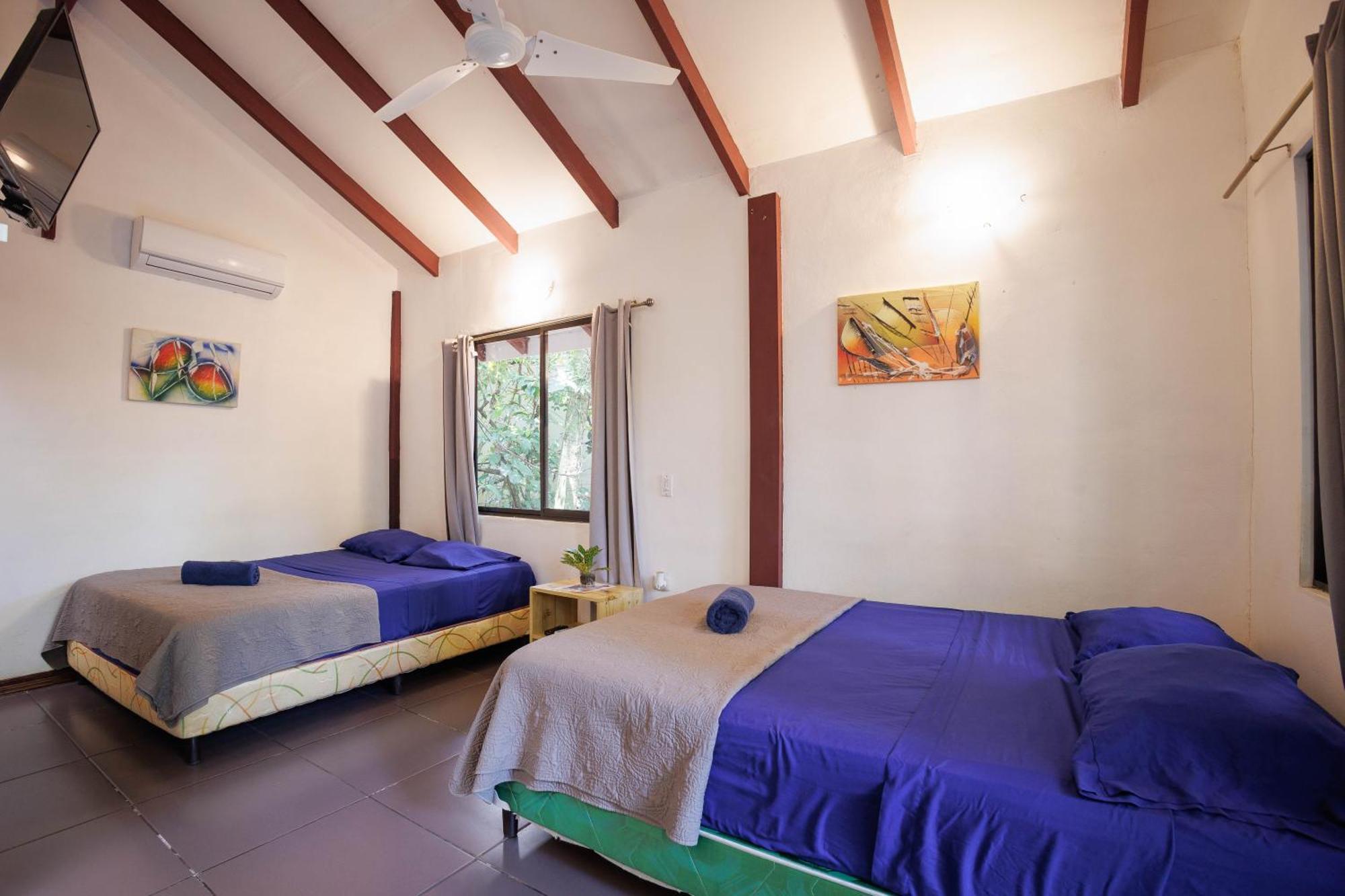 Bambutel Cocles Hotel Puerto Viejo de Talamanca Eksteriør billede