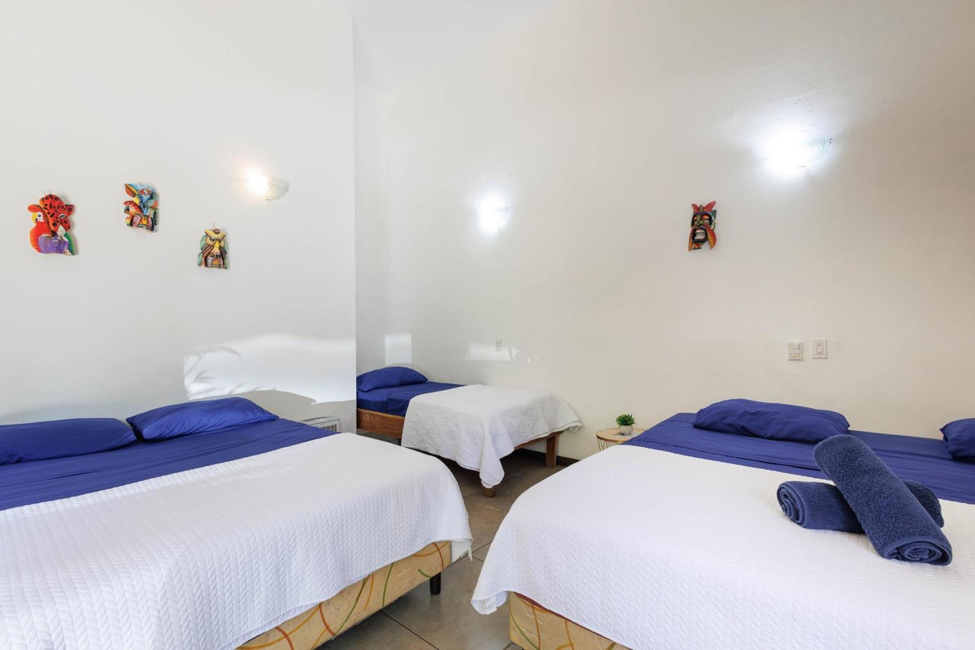 Bambutel Cocles Hotel Puerto Viejo de Talamanca Eksteriør billede