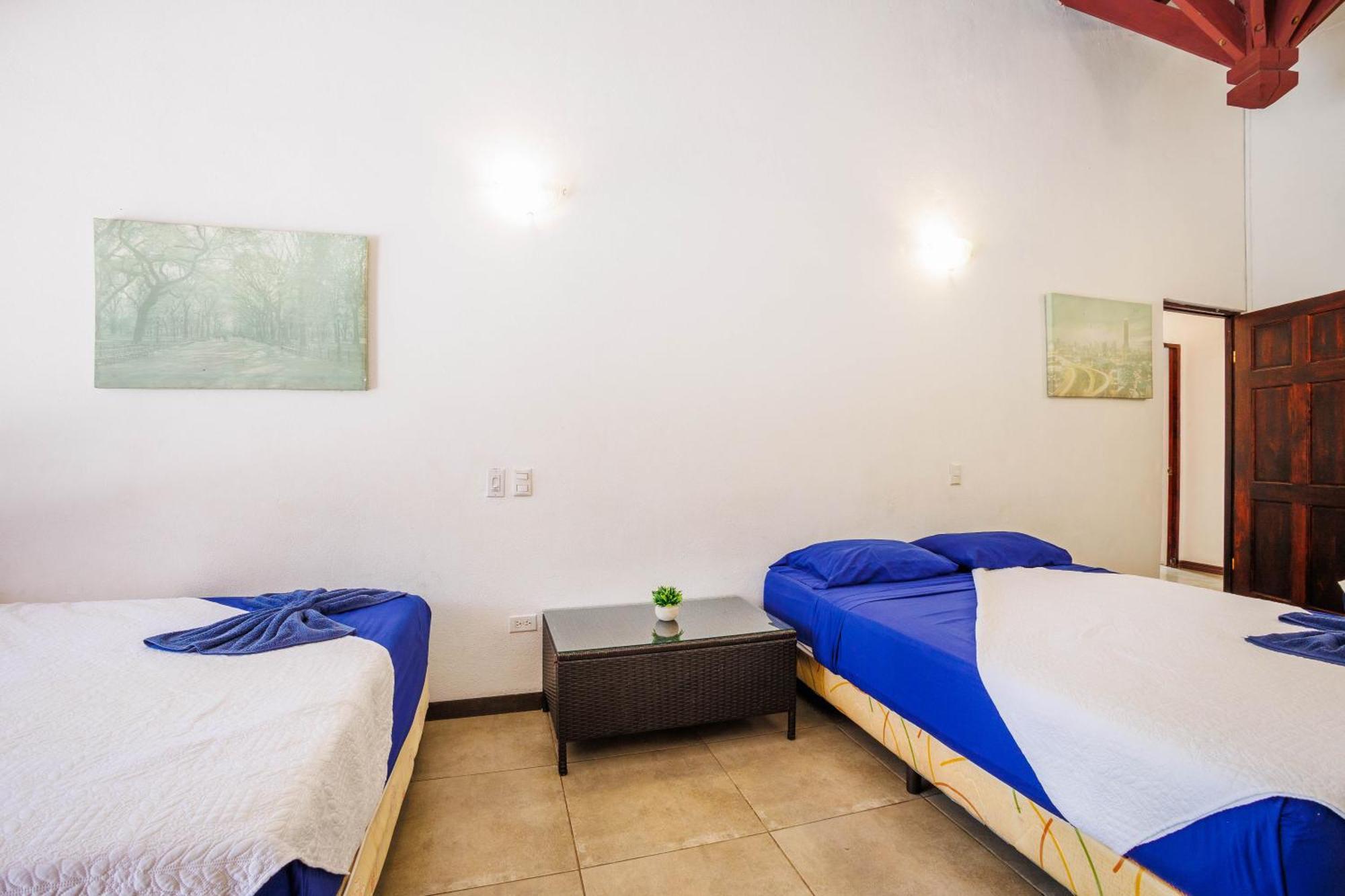Bambutel Cocles Hotel Puerto Viejo de Talamanca Eksteriør billede