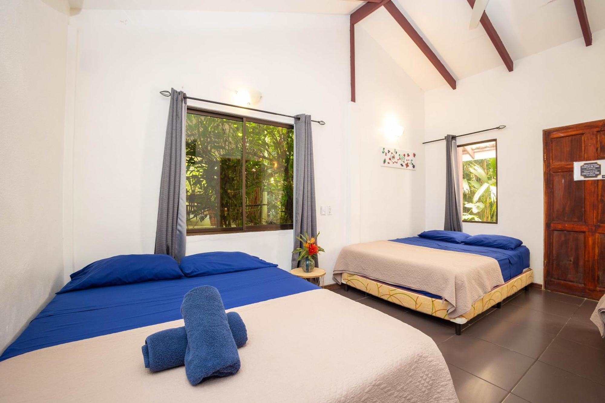 Bambutel Cocles Hotel Puerto Viejo de Talamanca Eksteriør billede
