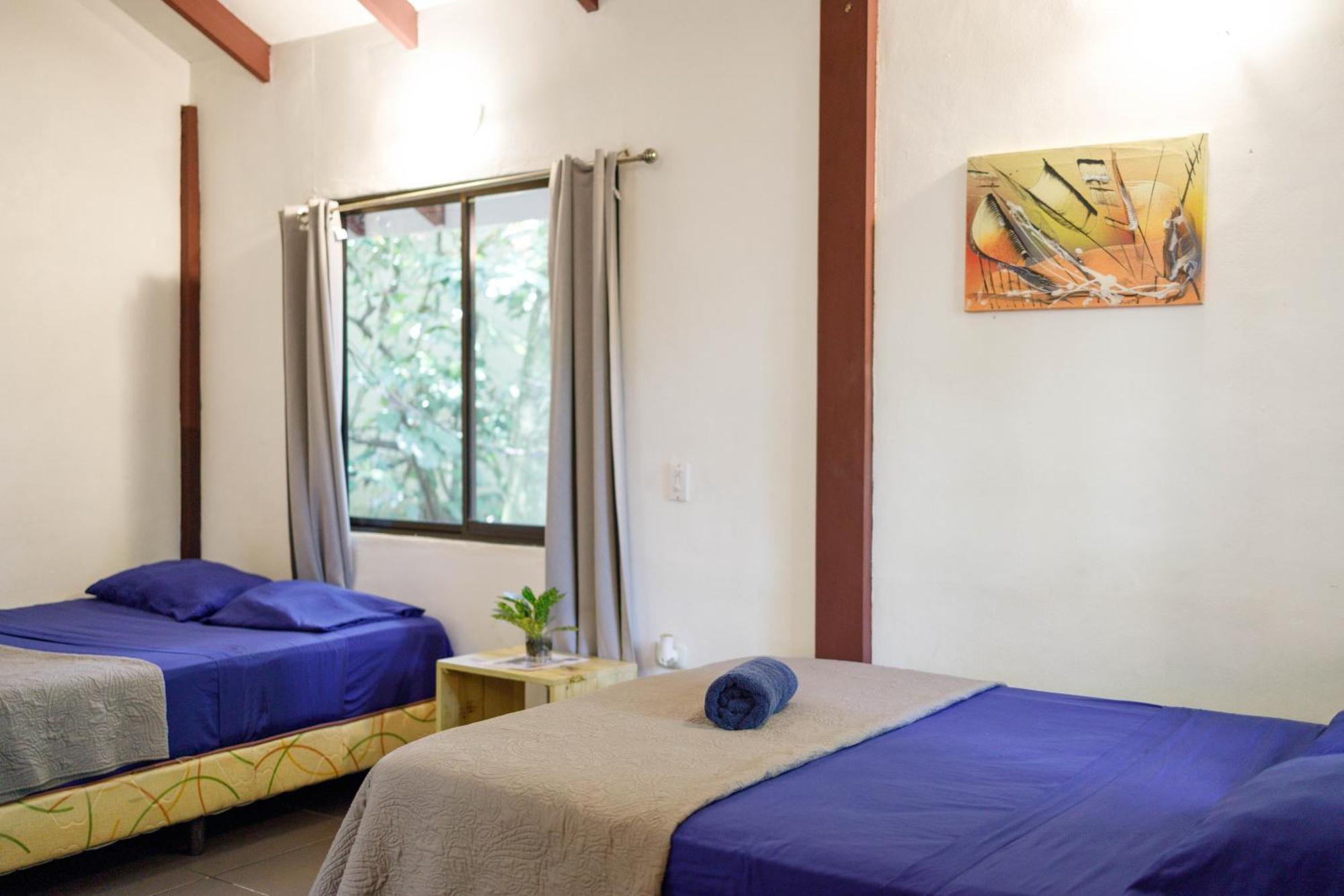 Bambutel Cocles Hotel Puerto Viejo de Talamanca Eksteriør billede
